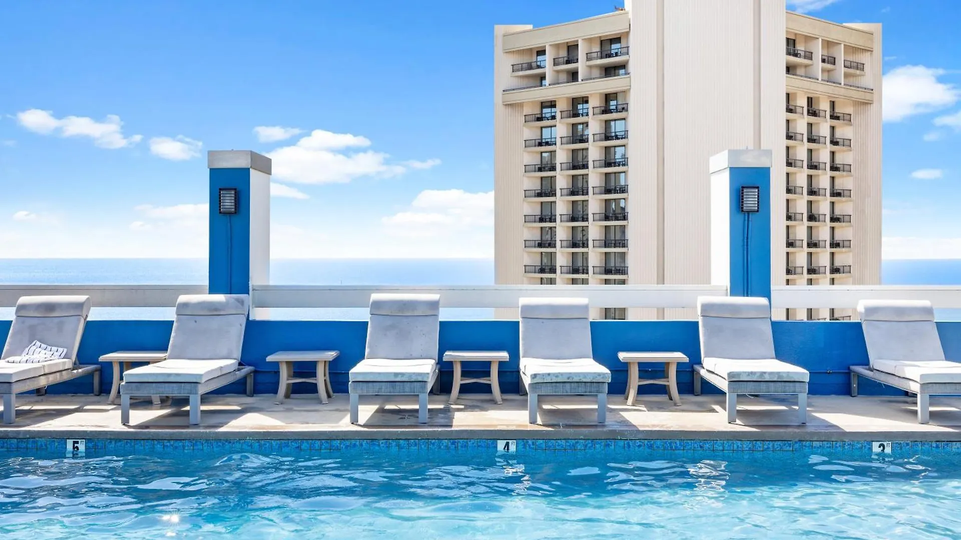 Newly Renovated Studio With Rooftop Pool & Near Waikiki Beach! Honolulu Estados Unidos da América