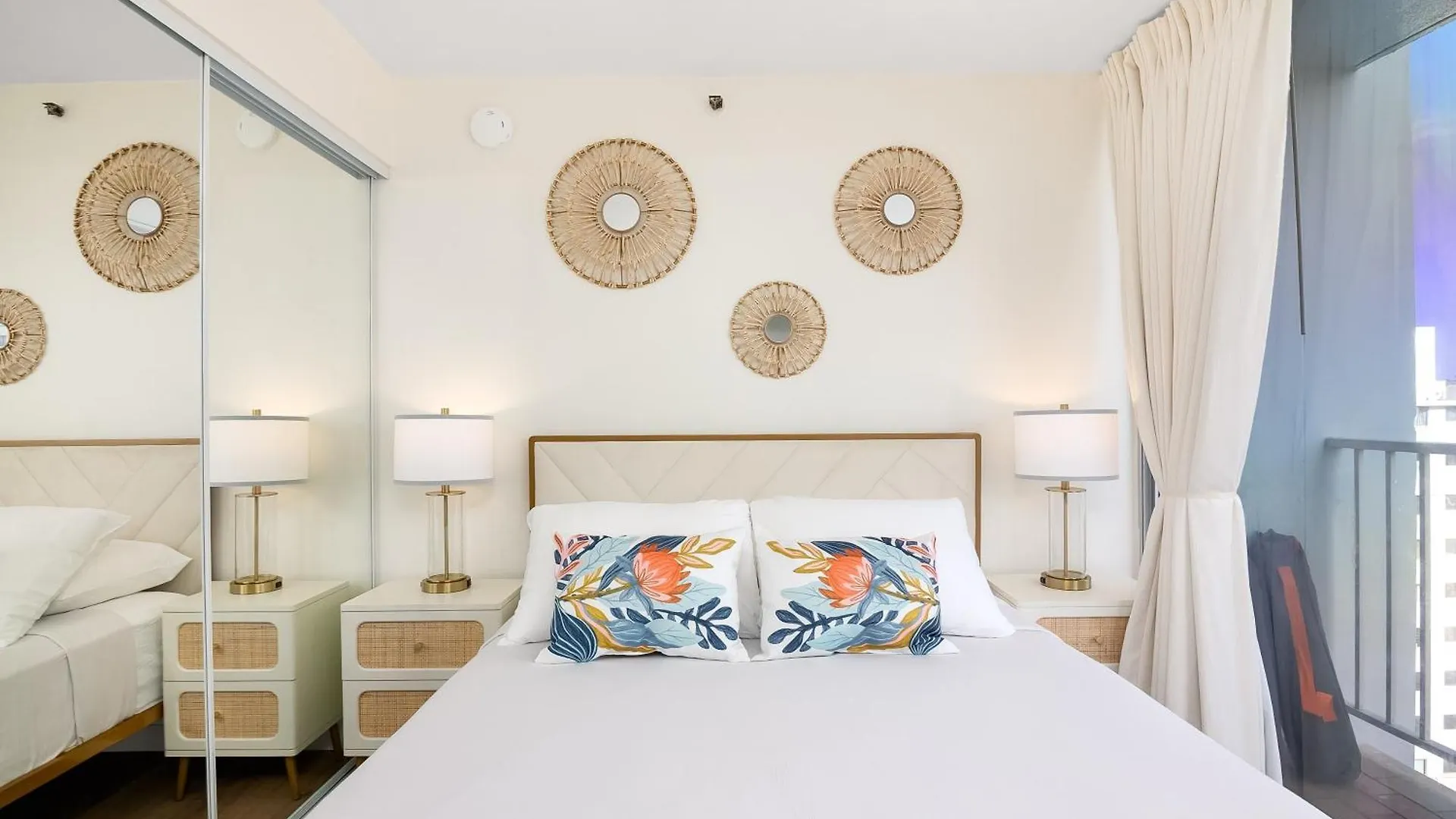 Newly Renovated Studio With Rooftop Pool & Near Waikiki Beach! Honolulu 0*,  Estados Unidos da América