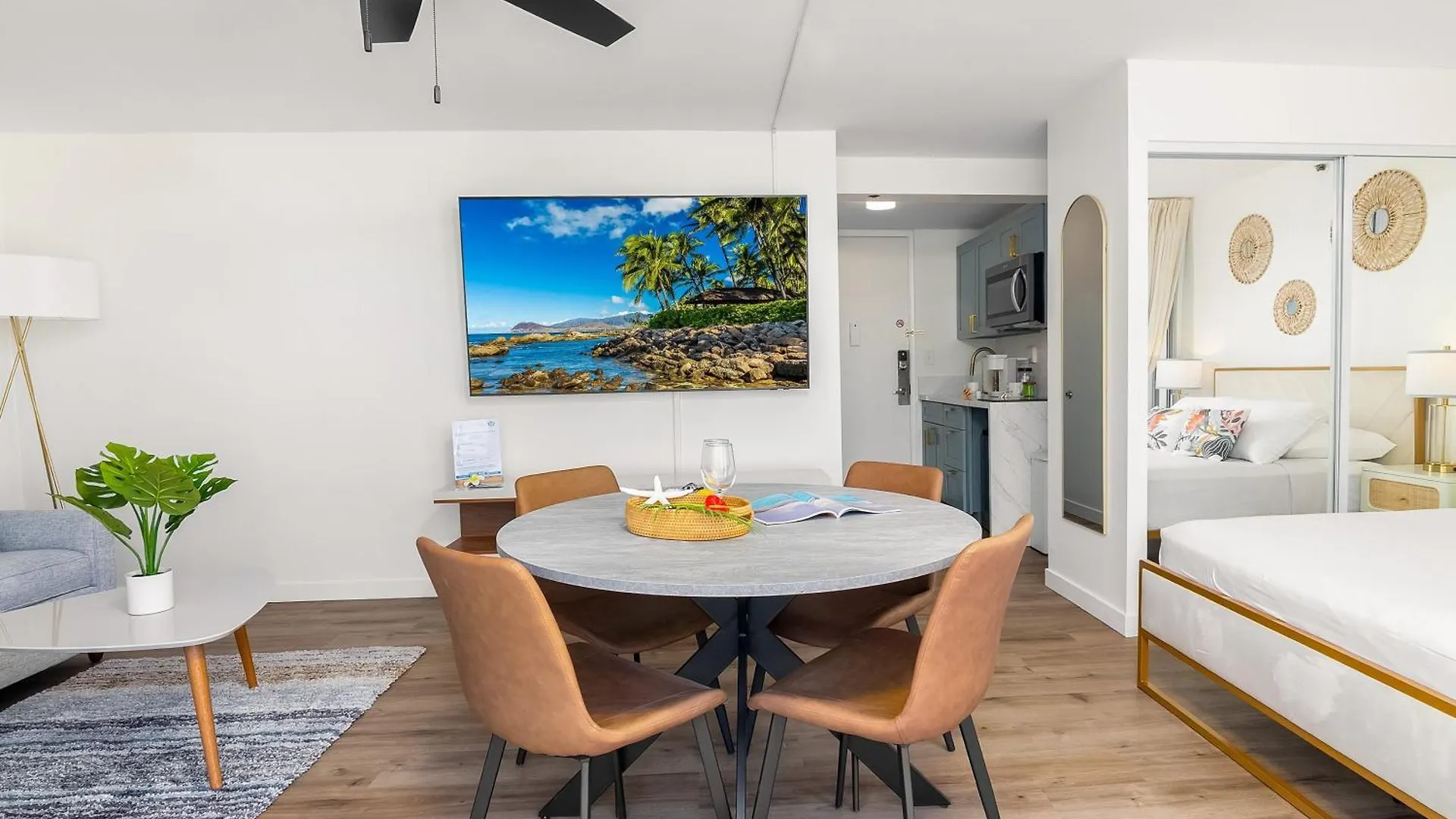 Apartamento Newly Renovated Studio With Rooftop Pool & Near Waikiki Beach! Honolulu