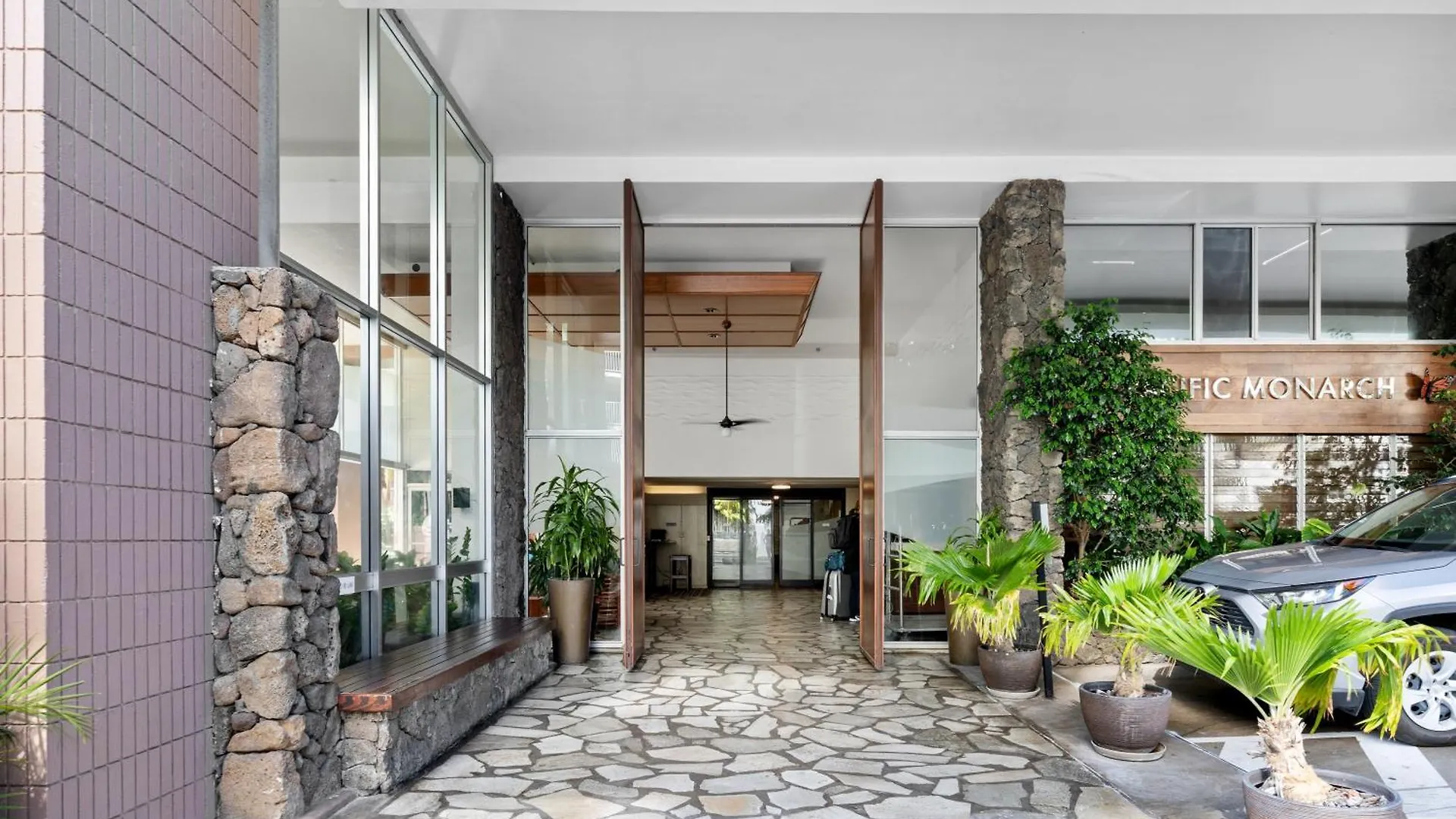 Newly Renovated Studio With Rooftop Pool & Near Waikiki Beach! Honolulu Apartamento